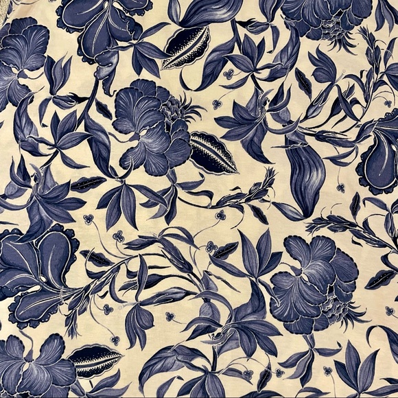 H&M Blue and White Floral Swing Dress Size Small - Picture 8 of 13